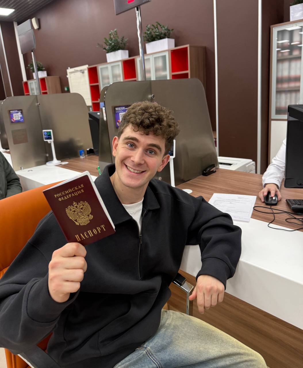 Популярний TikTok-блогер з України отримав російське громадянство: про кого мова